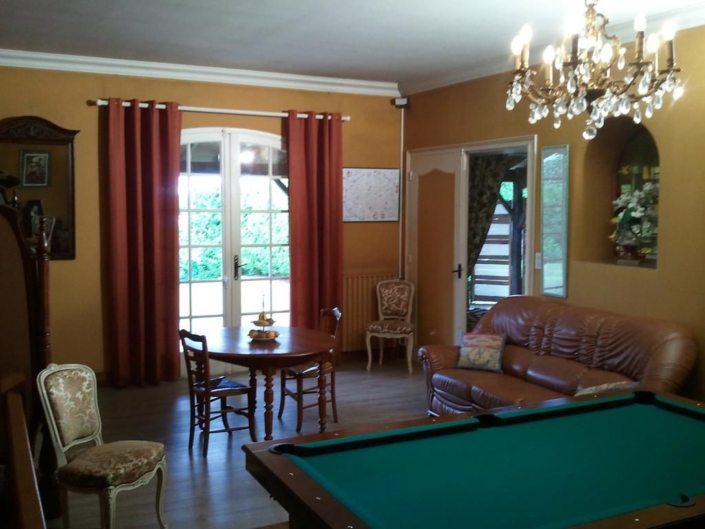 Mas du Trezon Bed & Breakfast Cholet Exterior foto