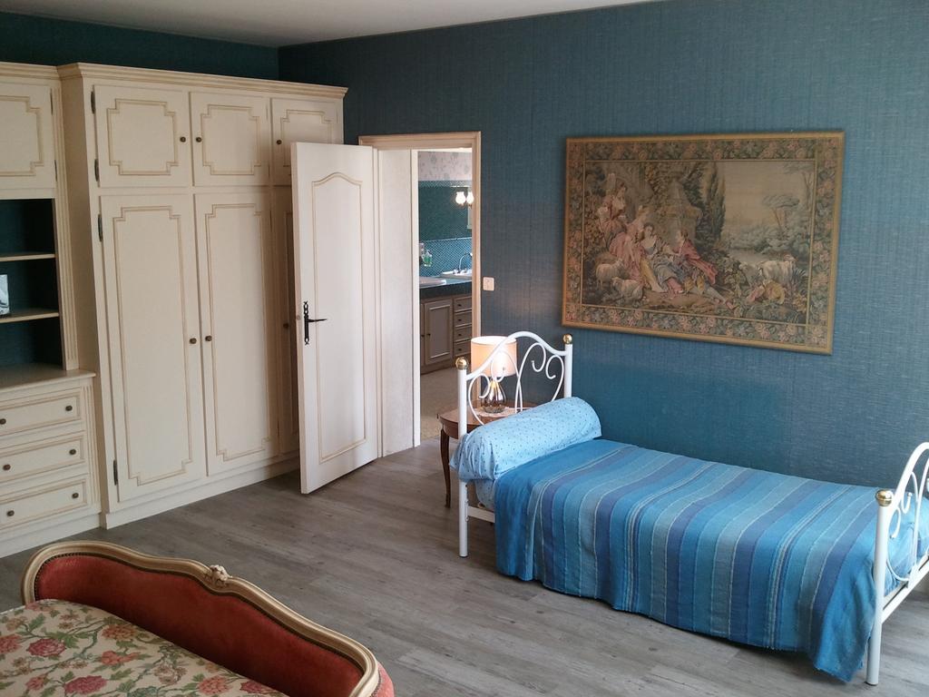 Mas du Trezon Bed & Breakfast Cholet Exterior foto