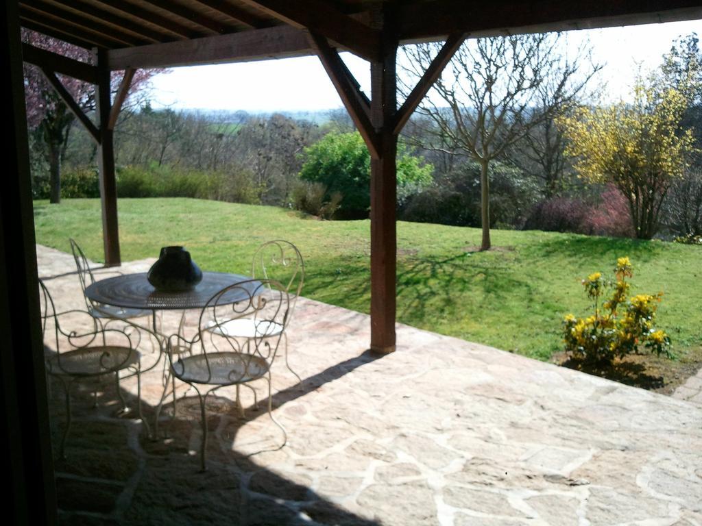 Mas du Trezon Bed & Breakfast Cholet Exterior foto